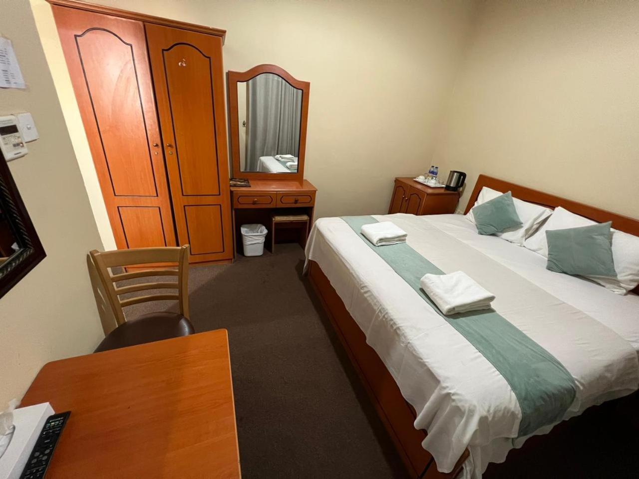 Al Jazeerah Hotel Шарджа Экстерьер фото